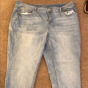 Women's jeans
